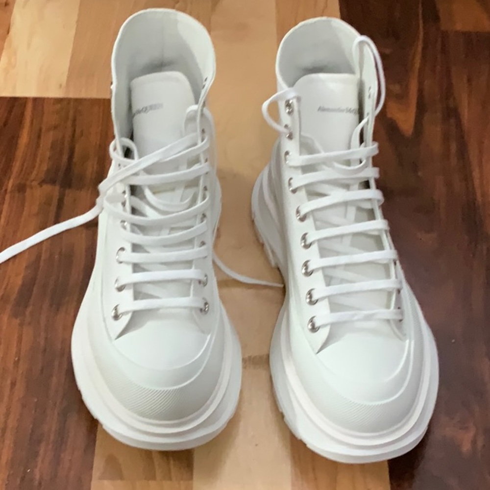 Alexander McQueen tread slick white boot